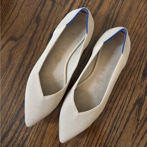 Rothy’s ecru pointed toe flats, Rothy’s original points size 11